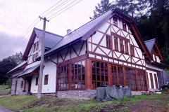 ostruzna_budova01