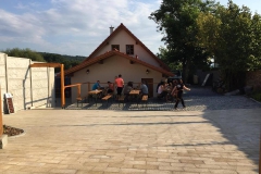 radobycice_budova