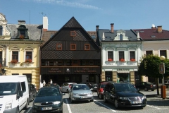 jablonne_budova