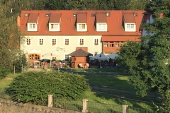 grol_budova02