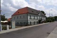 groll_budova