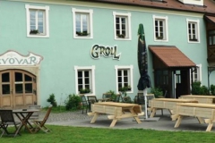 groll_budova