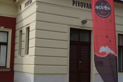 moucha_budova