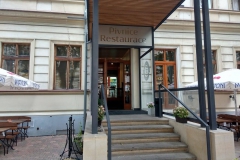 biskup_budova01