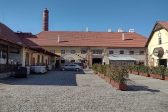 kostelec_Hynek-Rosenbaum-02