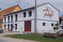 bitov_budova