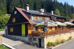 karlovice_budova