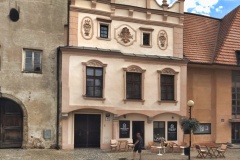 jonatan_budova01