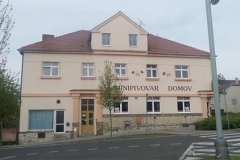 domov_budova01