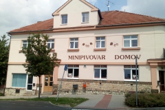 lounskyzejdlik_budova-Vlastimil-Mikšík