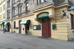 basta_budova