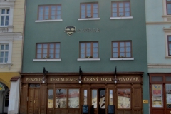 cernyorel_budova02