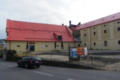 ceskakamenice_budova