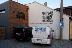 chomout_budova