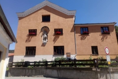 geniusnoc_budova