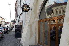 hradecklenost_budova