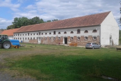 knajzl_budova