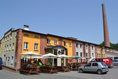 kocour_budova