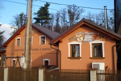 vojkovice_budova