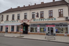kunc2022_Hynek-Rosenbaum-01