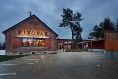mžany_budova