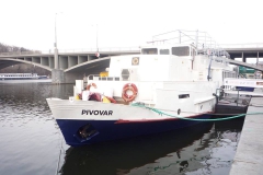 lod_budova