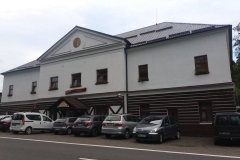 loucna_budova