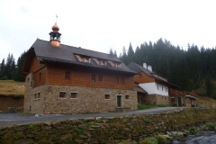 modrava_budova