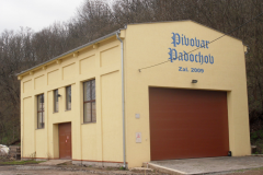 padochov_budova