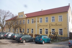 podlesi_budova