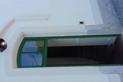 06