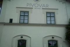 revnice_budova