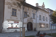 revolta_budova
