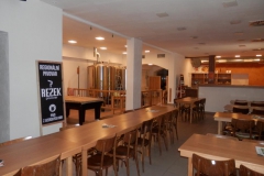 rezek pivnice s varnou světlo