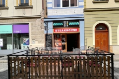 riegrovka_budova