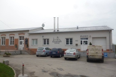 slavkov_budova