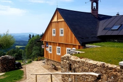 učápa_Roman-Malďas-Štochl-02