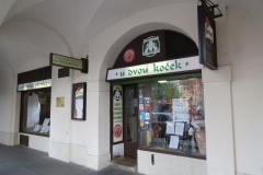 udvoukocek_budova02