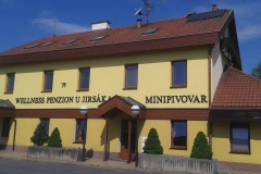 vikyrovice_budova