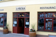 prestice_budova