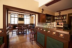 utriruzi_restaurace-01