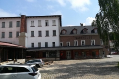 warenhouse_budova