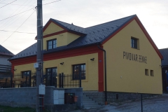 zenke_budova