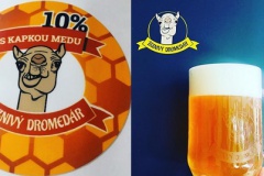 dromedar_10-s-kapkou-medu