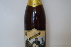 l_cernahora12_kamelot