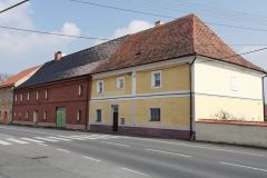 cerveny-hradek-becvary-Petr-Cikryt-01