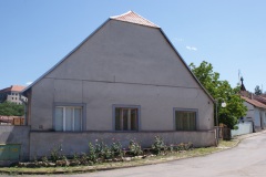 Dolní-Kounice-autor-Filip-Vrána-2009-04