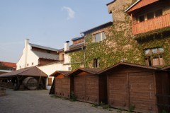 Dvůr-Králové-nad-Labem-Klazarův-autor-Filip-Vrána-duben-2011-07