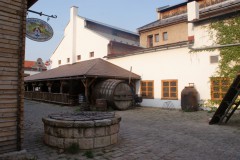 Dvůr-Králové-nad-Labem-Klazarův-autor-Filip-Vrána-duben-2011-08