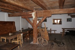 Dvůr-Králové-nad-Labem-Klazarův-autor-Filip-Vrána-duben-2011-13